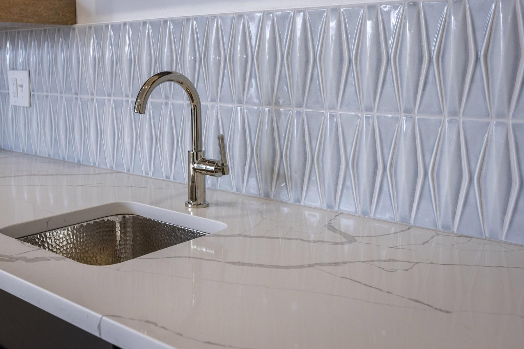 Mid - Level Countertop