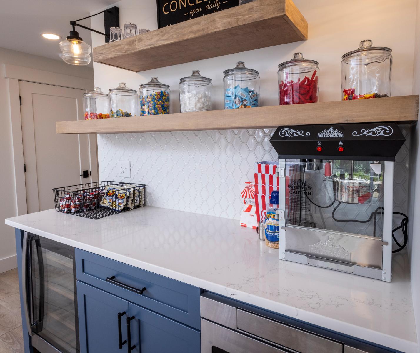 Mid - Level Countertop