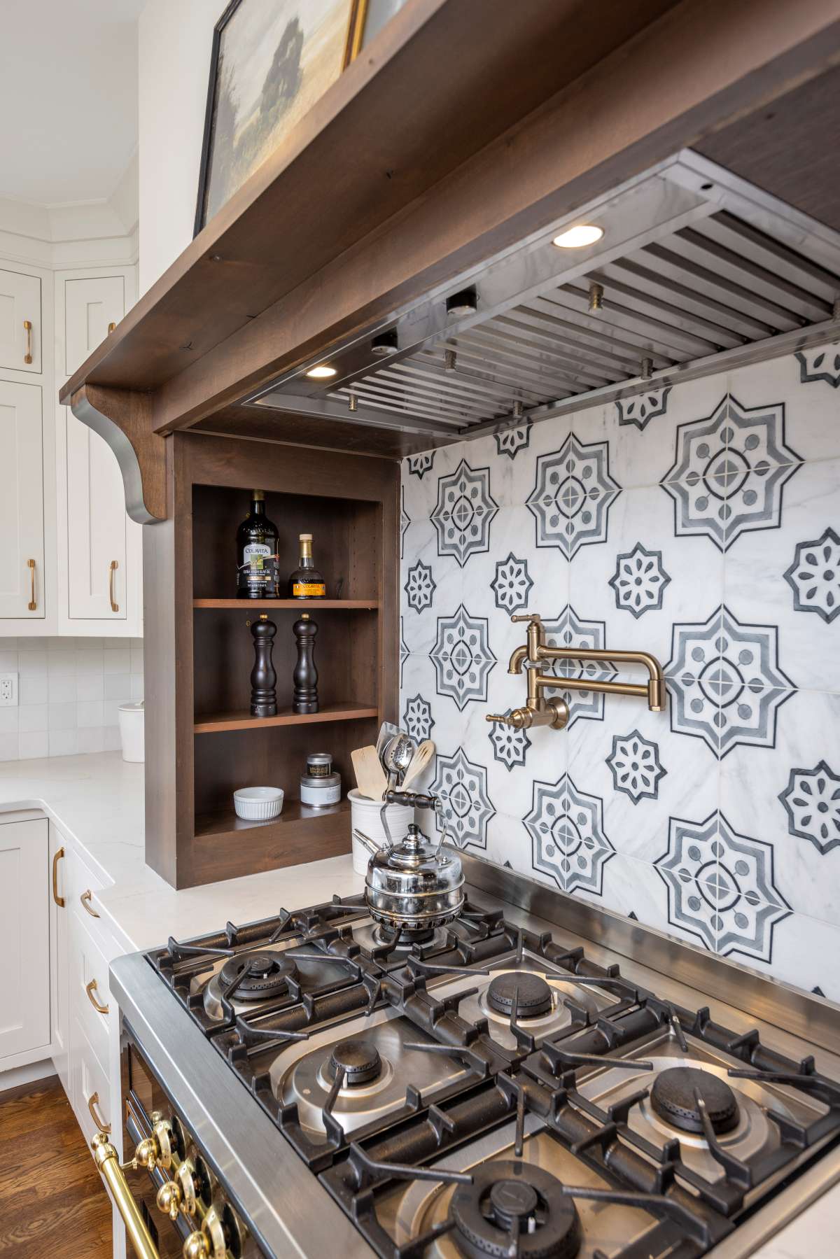 High - Level Range Backsplash