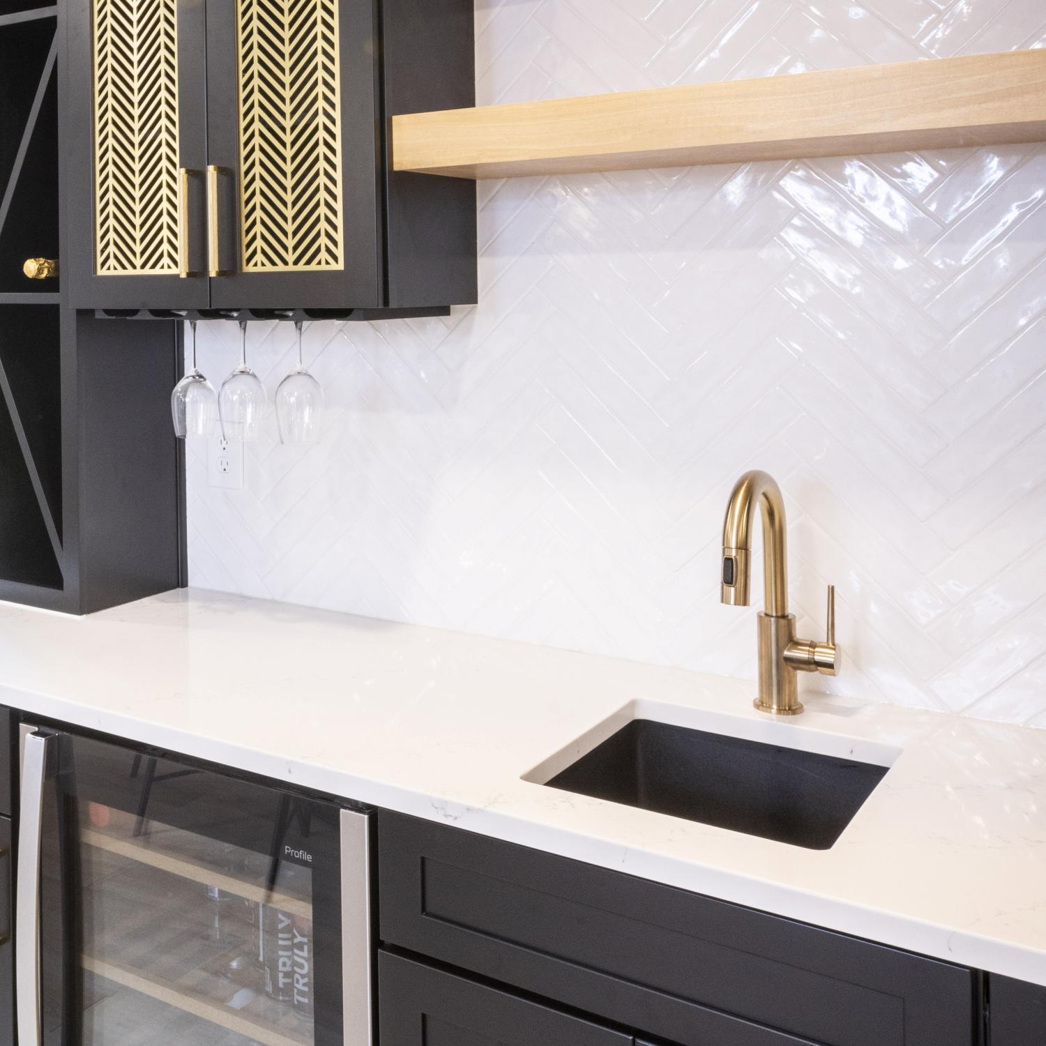 Mid - Level Faucet Fixture