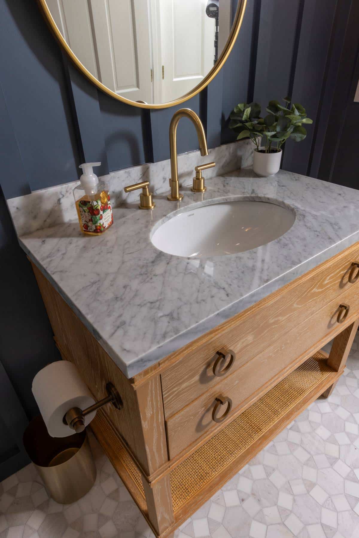 Mid - Level Vanity & Mid - Level Quartz Countertop