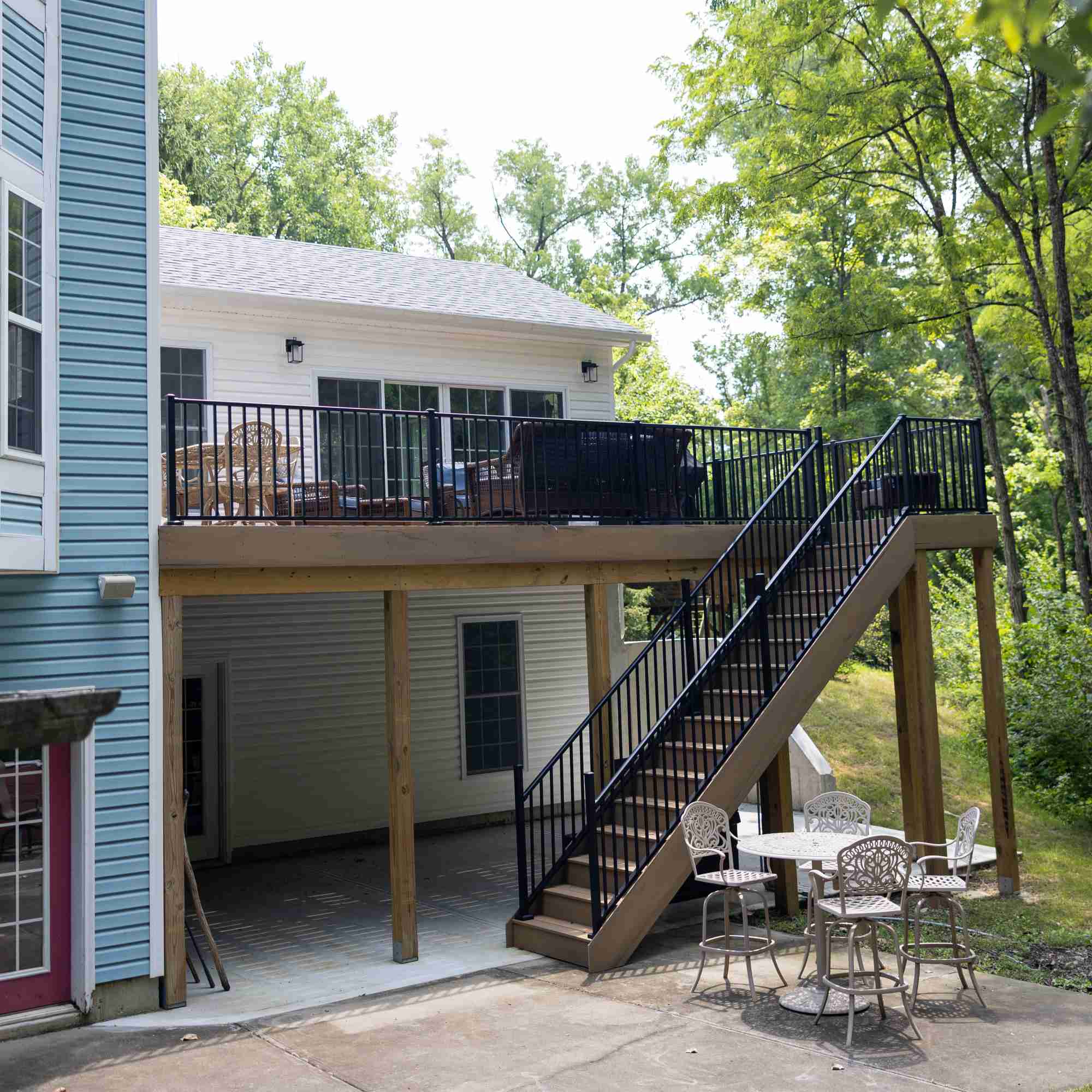 Deck & Patio